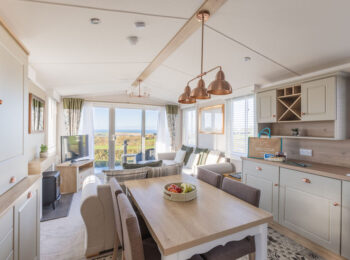 Horizon 2 Bedroom Holiday Home (Enclosed Decking Area)