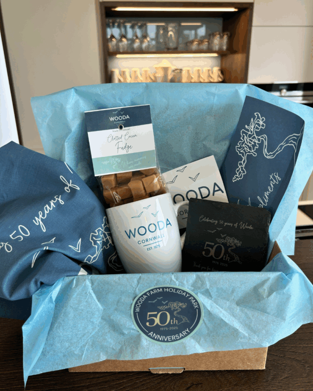 Wooda 50th Anniversary Gift Box - Image 2